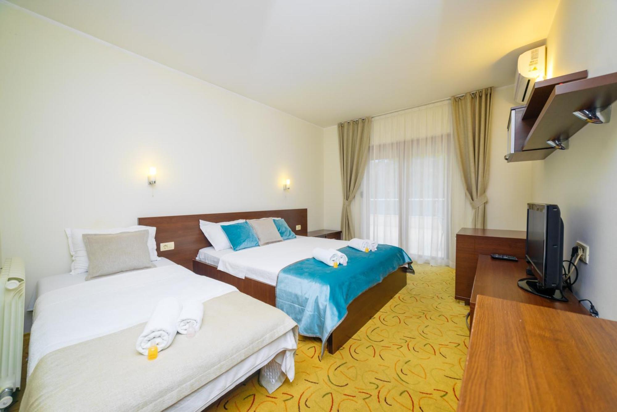 Hotel Odissey Jaz Budva Exteriér fotografie