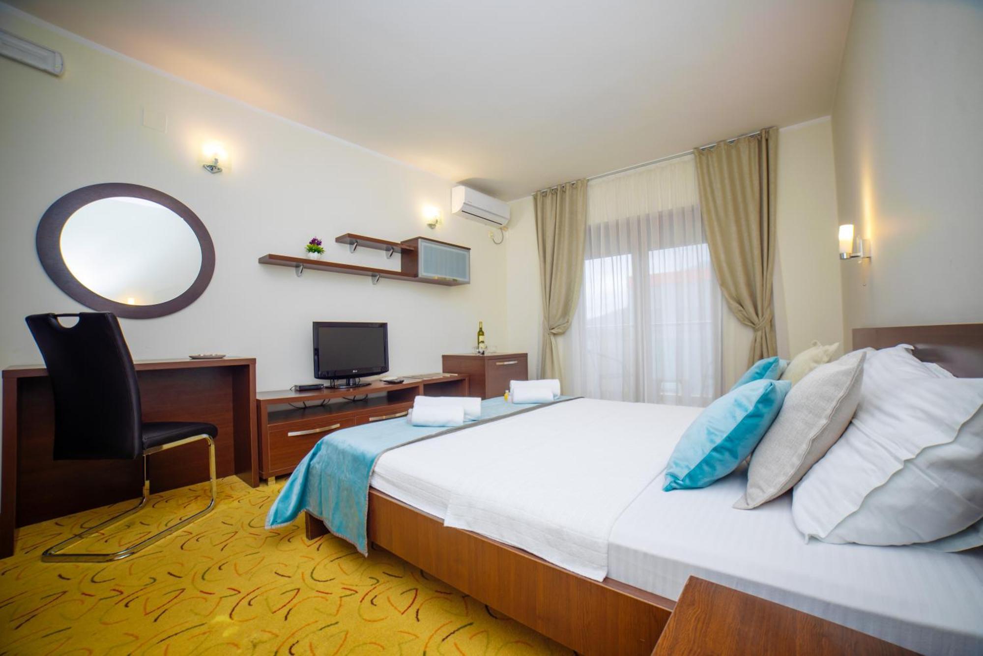 Hotel Odissey Jaz Budva Exteriér fotografie